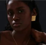 SPIRAL SQUARE GOLD EARRINGS - Image 5