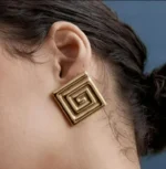SPIRAL SQUARE GOLD EARRINGS - Image 8
