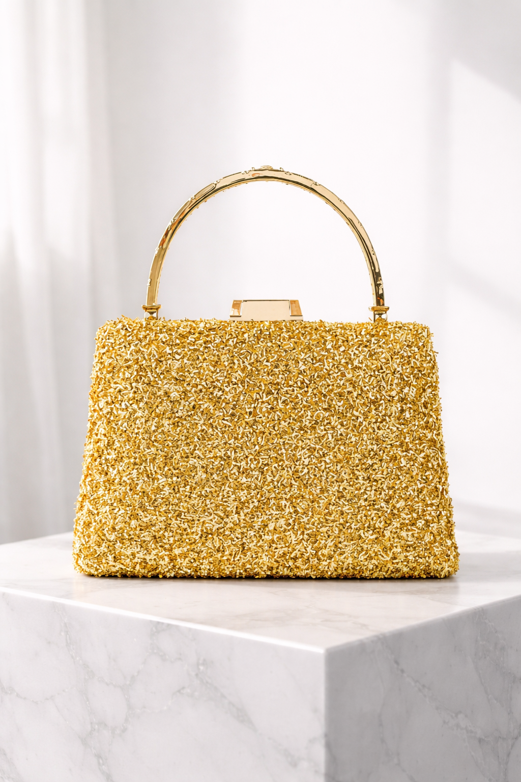 e983dd34-dea8-4d71-a6e6-8c3adeb937a6 Golden Aura Evening Clutch - Image 1